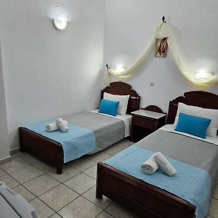 Leta Hotel Fira (Santorini)