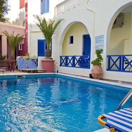 Leta * Fira (Santorini)